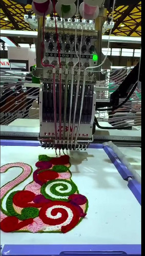 ایده ها و وسایل جدید گلدوزی